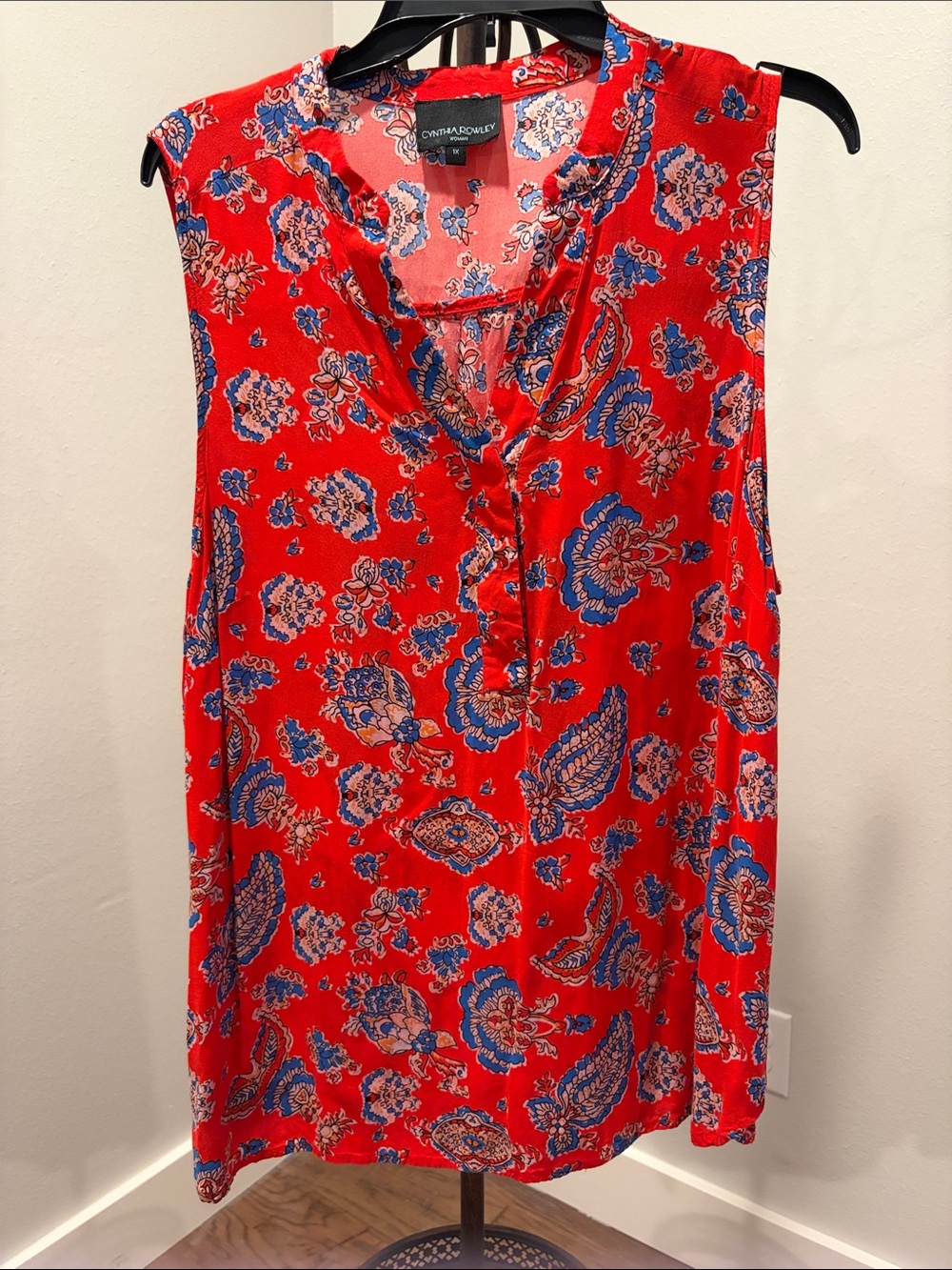 Cynthia Rowley Red Paisley V-Neck Sleeveless Camisole